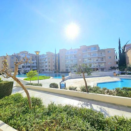Elysia Park Apartments Paphos Eksteriør billede