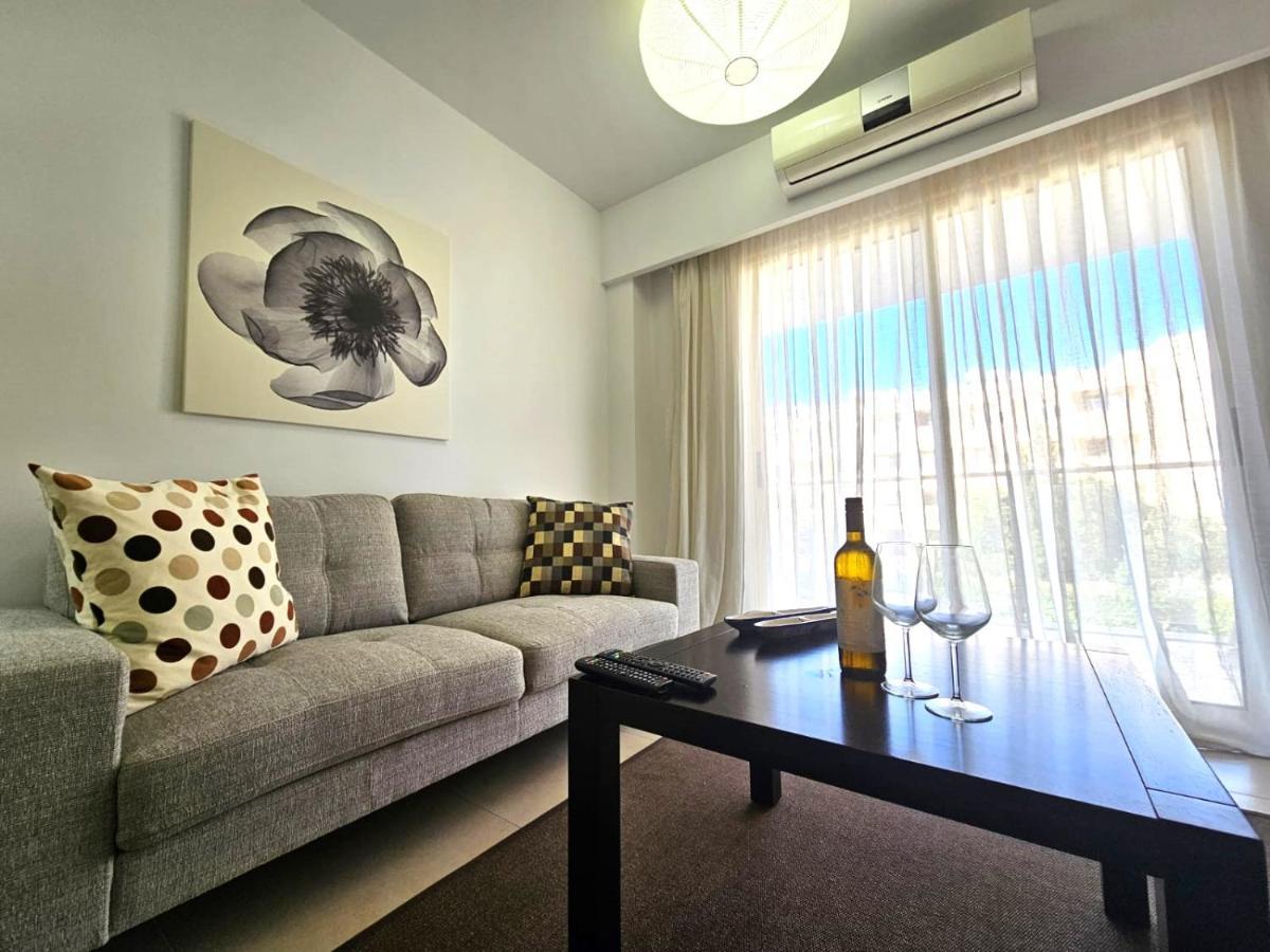 Elysia Park Apartments Paphos Eksteriør billede