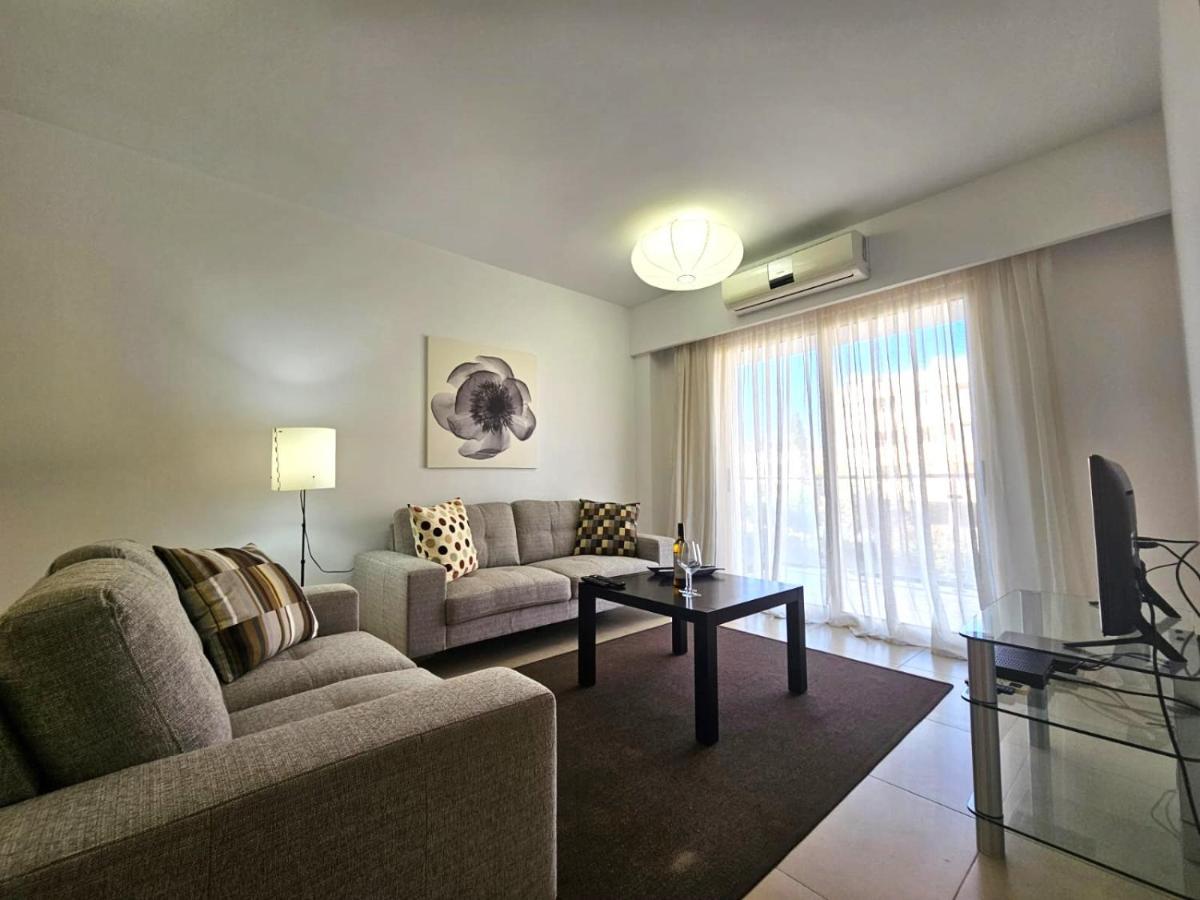Elysia Park Apartments Paphos Eksteriør billede