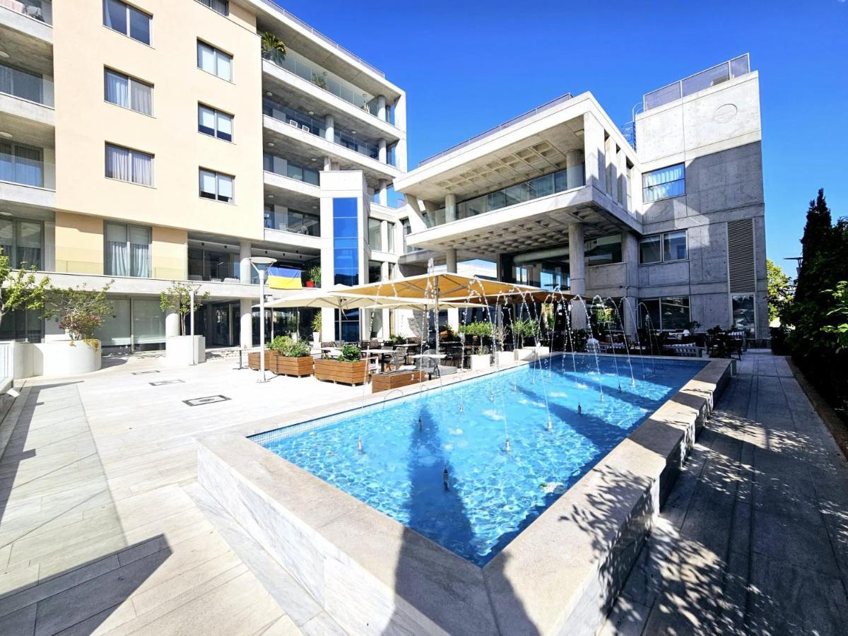 Elysia Park Apartments Paphos Eksteriør billede