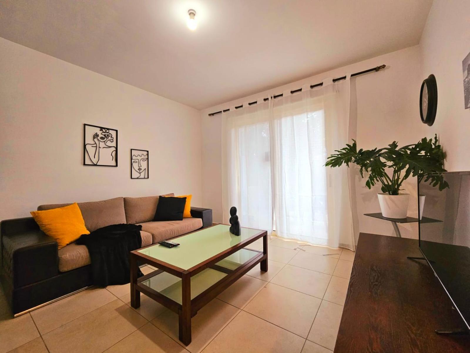 Elysia Park Apartments Paphos Eksteriør billede